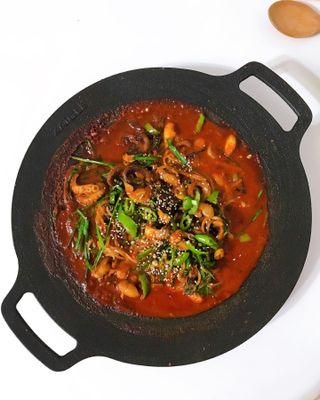 [푸딩팩토리] 불맛양념 쭈꾸미볶음 300G_엄선한 쭈꾸미원물과 양념이 신의 한수! — 3.5점을 준 리뷰어가 2022년 9월 올린 사용 사진