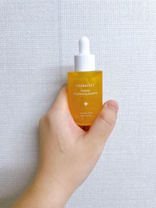 체르엠 스템앤셀 비타민 브라이트닝 에센스 30ml 1개 — 5점을 준 리뷰어가 2021년 9월 올린 사용 사진