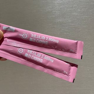 주식회사 얼굴반쪽 [얼굴반쪽 가르시니아 2,800mg] x 14포 1주 젤리 다이어트 보조제 체지방감소 — 4.5점을 준 리뷰어가 2021년 10월 올린 사용 사진