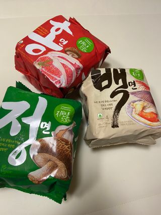 [풀무원] 자연은맛있다 정면, 백면, 홍면  세트 — 5점을 준 리뷰어가 2021년 4월 올린 사용 사진