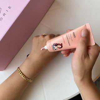 파시 FASCY 高保湿ハンドクリーム40ml+80ml セット — 5점을 준 리뷰어가 2021년 8월 올린 사용 사진