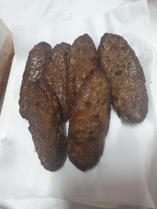 한성기업 명란한 떡갈비 — 3점을 준 리뷰어가 2021년 10월 올린 사용 사진
