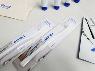 주식회사 클린디 [클린디] 파우치에 쏙 넣어 밖에서도 치아건강🦷 챙기기 [맞춤 칫솔 + 치약  + 파우치 구성] — 5점을 준 리뷰어가 2022년 1월 올린 사용 사진