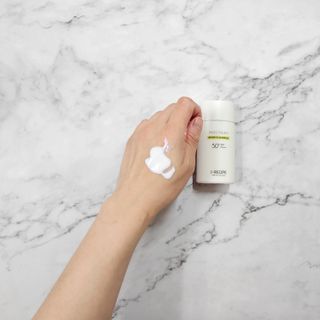 아이레시피 모이스트터치 스포츠 선밀크 50ml (SPF50+ PA+++) — 5점을 준 리뷰어가 2023년 6월 올린 사용 사진