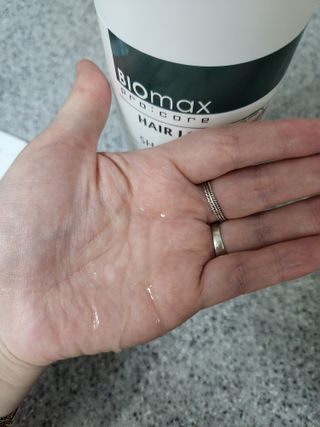 [바이오맥스] 프로코어 탈모완화샴푸 1000ml — 5점을 준 리뷰어가 2022년 8월 올린 사용 사진