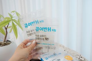 [큐어반H 커팅] 간편하게 떼서 쓰는 자외선차단 습윤밴드 (1팩/30매입) — 5점을 준 리뷰어가 2022년 11월 올린 사용 사진