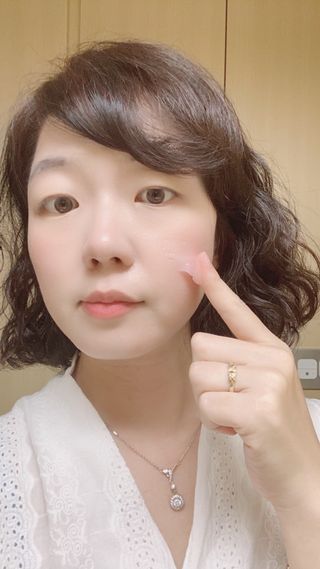 레드투래드 센서티브 슈퍼 크림 50ml — 4.5점을 준 리뷰어가 2021년 10월 올린 사용 사진