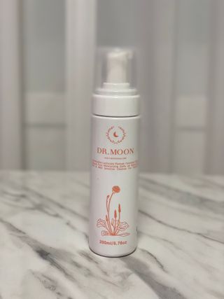 MF프리 [닥터문] 유산균 락토케어 질경초 여성청결제 200ml (폼타입) — 5점을 준 리뷰어가 2022년 7월 올린 사용 사진
