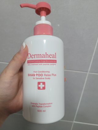 더마힐 헤어 컨디셔닝 샴푸 500ml 3종 중 택1 — 5점을 준 리뷰어가 2021년 4월 올린 사용 사진