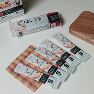 셀시어스 온더고 에너지 비타민 피트니스 드링크 파우더 (10sticks) 다이어트 음료 — 5점을 준 리뷰어가 2022년 5월 올린 사용 사진