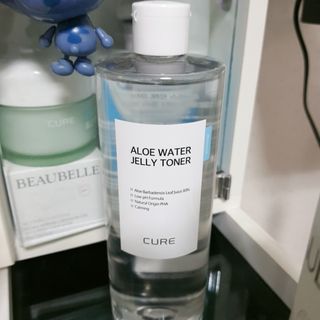 김정문알로에 큐어 큐어 알로에 워터 젤리 토너 500ml — 5점을 준 리뷰어가 2021년 4월 올린 사용 사진