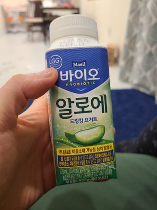 LIVE 매일바이오 알로에 드링킹 요거트 — 5점을 준 리뷰어가 2022년 4월 올린 사용 사진