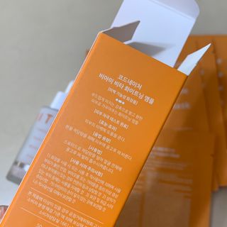 코드네이처 비아미 비타 화이트닝 앰플 과 마스크[5장] — 5점을 준 리뷰어가 2021년 10월 올린 사용 사진