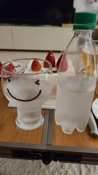 몽베스트 Montbest with Sparkling water Plain 20병 — 5점을 준 리뷰어가 2023년 6월 올린 사용 사진