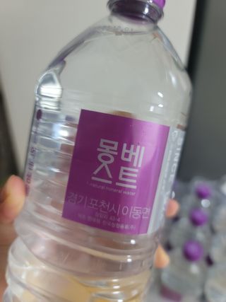 몽베스트 MONTBEST 1L 12입 — 5점을 준 리뷰어가 2022년 2월 올린 사용 사진