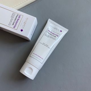 셀프 모이스처라이징 프로텍션 크림 셀프 모이스처라이징 프로텍션크림 — 5점을 준 리뷰어가 2022년 4월 올린 사용 사진