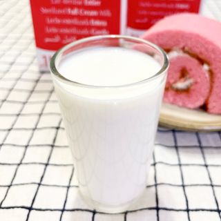 락티노브 프랑스에서 온 프리미엄 우유 래드바쉬 멸균우유 1L x 4개 — 4.5점을 준 리뷰어가 2021년 11월 올린 사용 사진