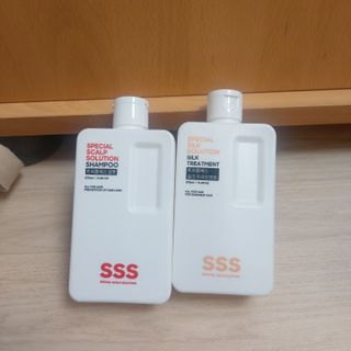 트리플에스 탈모 샴푸 275ml + 실크 트리트먼트 275ml — 4점을 준 리뷰어가 2021년 3월 올린 사용 사진