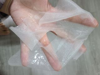 Dr.느루벗 느루벗 EGF FGF 스킨 리커버리 마스크 10장 — 3점을 준 리뷰어가 2021년 3월 올린 사용 사진