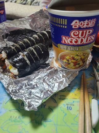 NISSIN 닛신 컵누들  4종 - 씨푸드오리지날, 씨푸드 스파이시, 씨푸드 커리, 씨푸드 XO소스 — 5점을 준 리뷰어가 2022년 12월 올린 사용 사진
