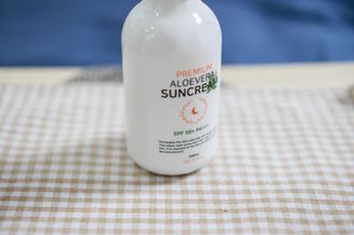 [닥터문] 프리미엄 알로에베라 선크림 500ml — 4점을 준 리뷰어가 2022년 7월 올린 사용 사진