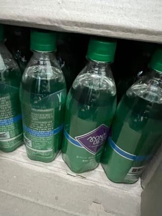 몽베스트 Montbest with Sparkling water Plain 20병 — 5점을 준 리뷰어가 2021년 11월 올린 사용 사진
