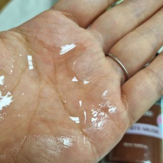 쿤달 [KUNDAL 공식] 프리미엄 헤어 케어 스페셜 세트 샴푸 500ml &amp; 트리트먼트 500ml — 4점을 준 리뷰어가 2021년 3월 올린 사용 사진