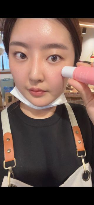 스킨큐어 바람의섬  동백 안티 링클 멀티밤 — 5점을 준 리뷰어가 2022년 10월 올린 사용 사진