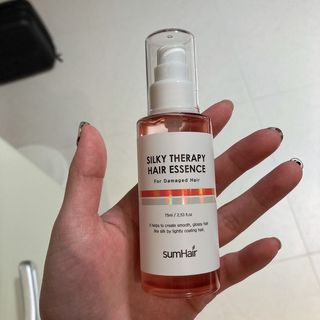썸헤어 / SUMHAIR 썸헤어 실키 테라피 헤어 에센스 — 5점을 준 리뷰어가 2021년 7월 올린 사용 사진