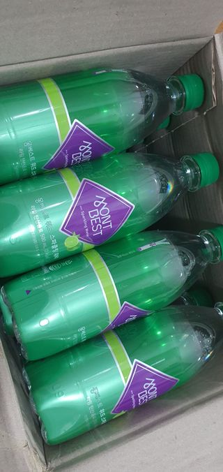 몽베스트 Montbest with Sparkling water Lime20병 — 5점을 준 리뷰어가 2021년 10월 올린 사용 사진