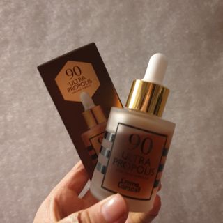 자민경 크레마카라콜 울트라 90 프로폴리스 앰플 — 5점을 준 리뷰어가 2020년 12월 올린 사용 사진