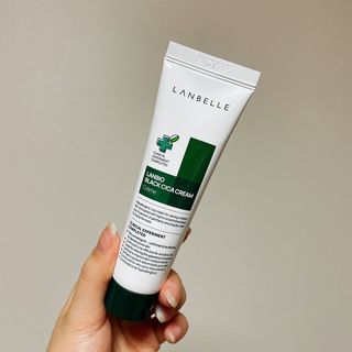 랑벨 랑바이오 블랙 시카 크림 50ml(블랙비 프로폴리스, 시카 4종, 판테놀 10 함유) — 5점을 준 리뷰어가 2022년 7월 올린 사용 사진