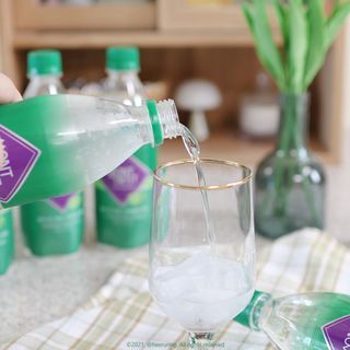 몽베스트 Montbest with Sparkling water Lime20병 — 5점을 준 리뷰어가 2021년 10월 올린 사용 사진