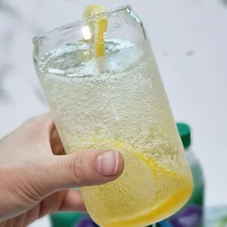 몽베스트 Montbest with Sparkling water Plain 20병 — 5점을 준 리뷰어가 2022년 8월 올린 사용 사진