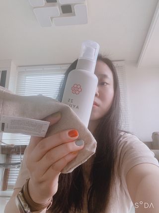 AYU25[아유트웬티파이브] 피부건강에 꼭 필요한 pH 약산성 와일드 로즈토너 — 4점을 준 리뷰어가 2021년 4월 올린 사용 사진