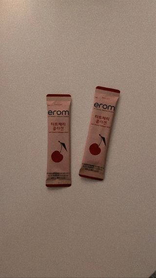 이롬 erom 타트체리 콜라겐 — 5점을 준 리뷰어가 2021년 4월 올린 사용 사진