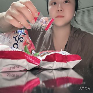 청포도캔디 복숭아캔디 — 4점을 준 리뷰어가 2022년 11월 올린 사용 사진
