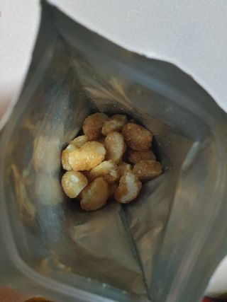 도이퉁 마카다미아 넛츠 90g 마카넛 허니 — 2점을 준 리뷰어가 2021년 3월 올린 사용 사진