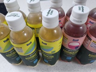 더그레잇티 콤부차 [매일유업] 더그레잇티 44kcal 콤부차 300ml *12개입 (오리지널 6개+베리리치 6개) — 5점을 준 리뷰어가 2023년 7월 올린 사용 사진