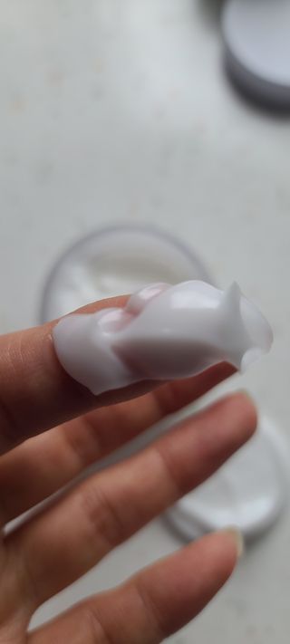 플레라디 에델바이스 인리치드 머랭 크림 — 5점을 준 리뷰어가 2021년 6월 올린 사용 사진