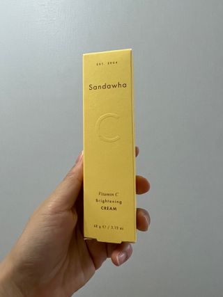 산다화 비타민C 화이트닝 크림 — 5점을 준 리뷰어가 2023년 10월 올린 사용 사진