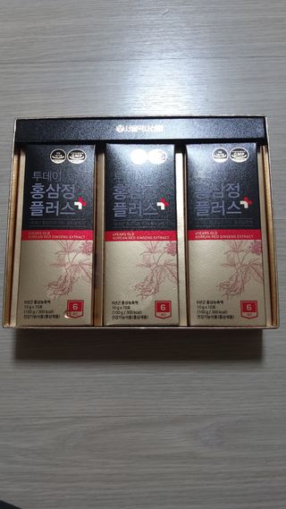 서울약사신협_투데이홍삼정플러스스틱_10g x 30포 — 5점을 준 리뷰어가 2021년 5월 올린 사용 사진