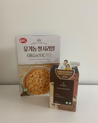 씨알푸드 유기농 쌀 시리얼 390g + 갓 구운 유기농 발아통곡물 150g — 4점을 준 리뷰어가 2022년 1월 올린 사용 사진