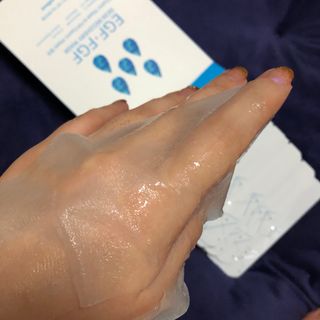Dr.느루벗 느루벗 EGF FGF 스킨 리커버리 마스크 10장 — 4점을 준 리뷰어가 2021년 3월 올린 사용 사진