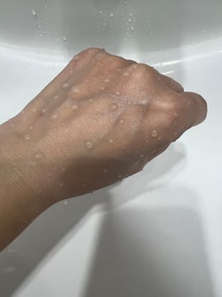 아이레시피 모이스트터치 스포츠 선밀크 50ml (SPF50+ PA+++) — 5점을 준 리뷰어가 2023년 4월 올린 사용 사진