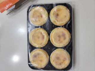 디앙뜨 포르투갈 에그타르트 오리지널 맛+패션후르츠 맛 중 택1 — 3.5점을 준 리뷰어가 2021년 7월 올린 사용 사진