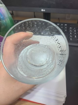 몽베스트 Montbest with Sparkling water Plain 20병 — 5점을 준 리뷰어가 2023년 2월 올린 사용 사진