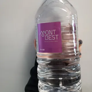 몽베스트 MONTBEST 1L 12입 — 5점을 준 리뷰어가 2022년 2월 올린 사용 사진