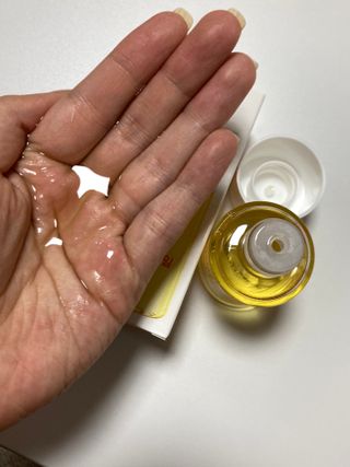 바이오오일 [바이오-오일] 스킨케어 오일 내추럴 60ml — 4.5점을 준 리뷰어가 2021년 11월 올린 사용 사진