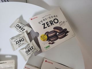 ZERO (초콜릿 칩 쿠키, 카카오 케이크, 후르츠 젤리, 아이스 콜라, 아이스 초코바) — 5점을 준 리뷰어가 2022년 6월 올린 사용 사진